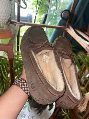 ugg moccasins tobacco Dakota Moccasin Ugg Tobacco Moccasins UGG Dakota Slippers Moccasin  Sheepskin Tobacco Womens 5131 Tan Leather